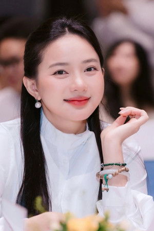 Phan Như Thảo...